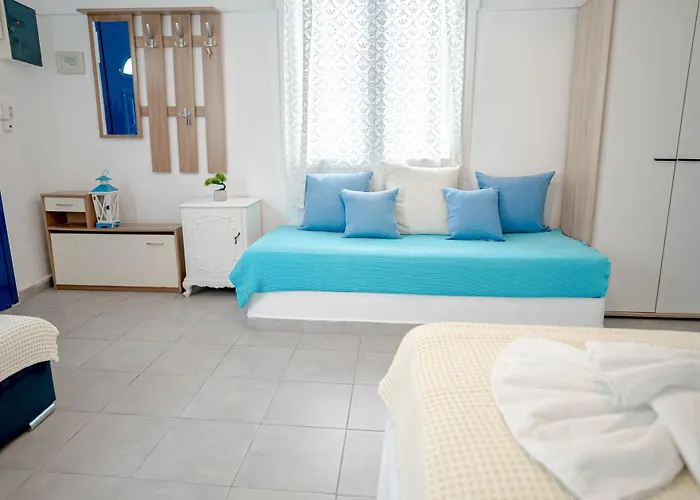 Old Town Traditional House *